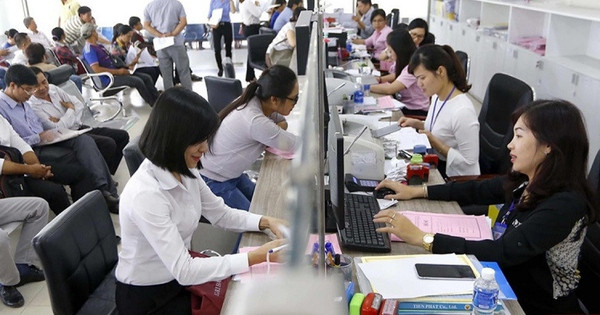 Các nguyên tắc trong thi hành công vụ là gì
