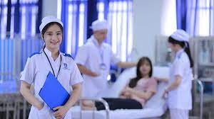 lương y tá ở việt nam