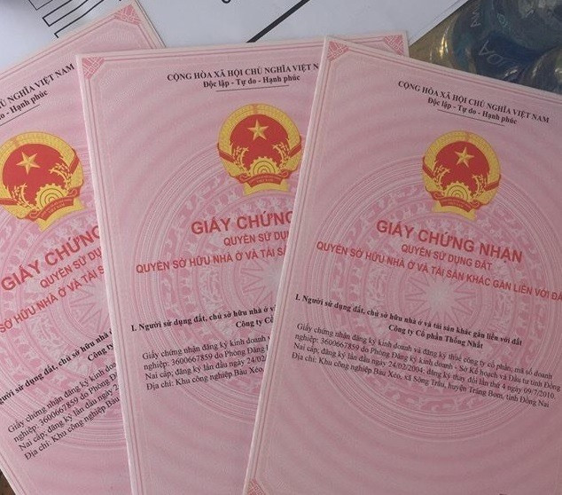 khởi kiện hủy giấy chứng nhận quyền sử dụng đất