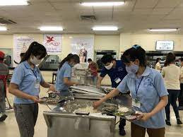 Đảm bảo vệ sinh an toàn thực phẩm cho công nhân [Mới nhất 2023]