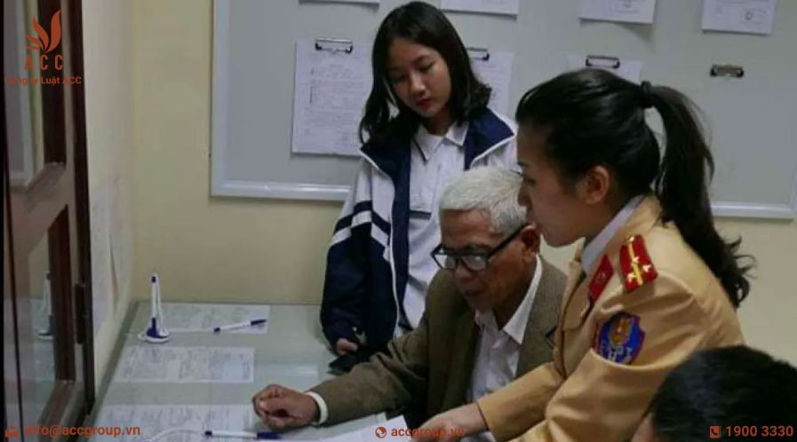 Sinh viên có được đăng ký xe biển hà nội