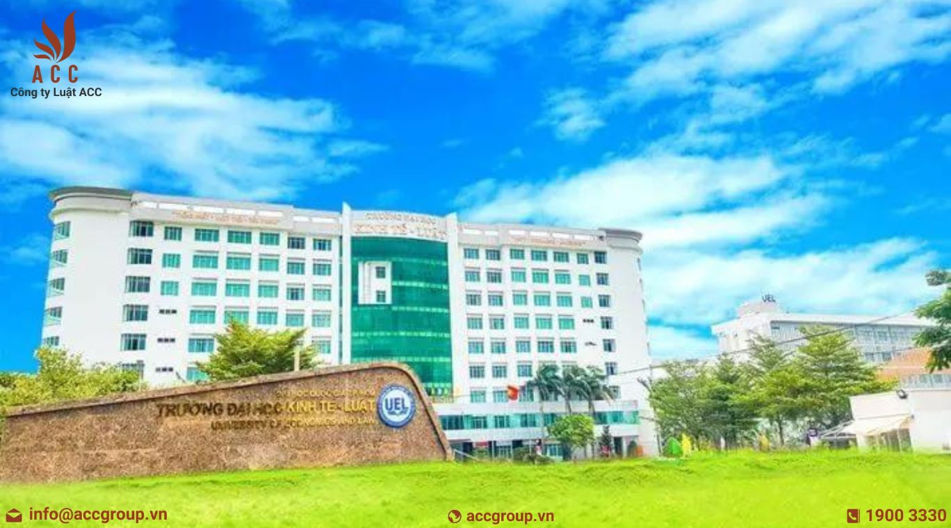 Trường Đại học Kinh tế - Luật tiếng anh