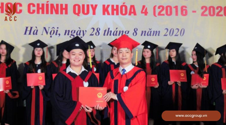Bằng cử nhân thực hành khác gì bằng đại học