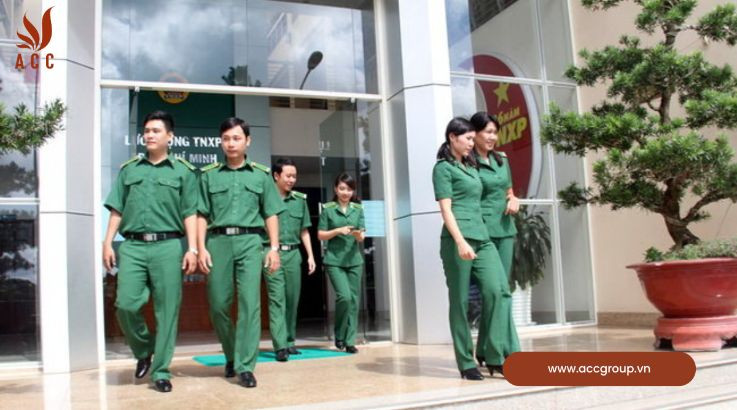 Hình thức ghi nhận và trang phục đối với thanh niên xung phong như thế nào?