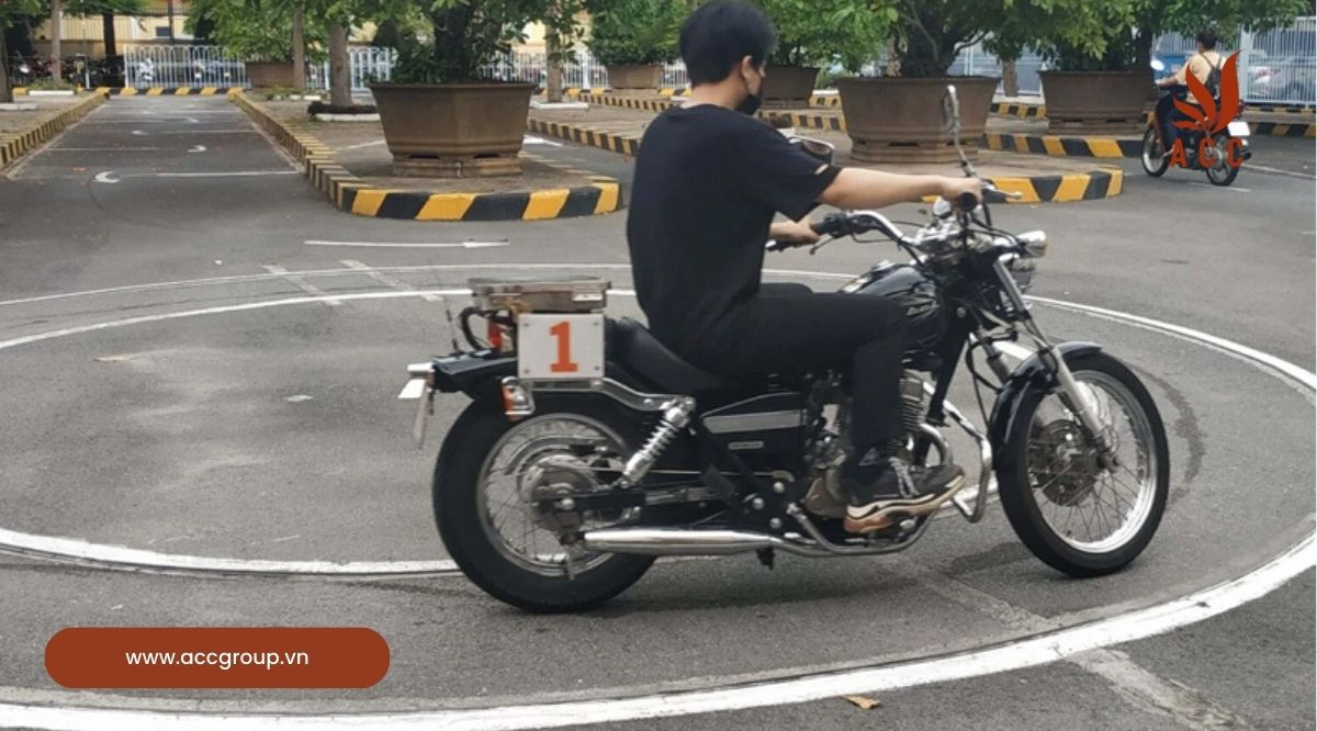 Thi bằng lái xe A2 hết bao nhiêu tiền?
