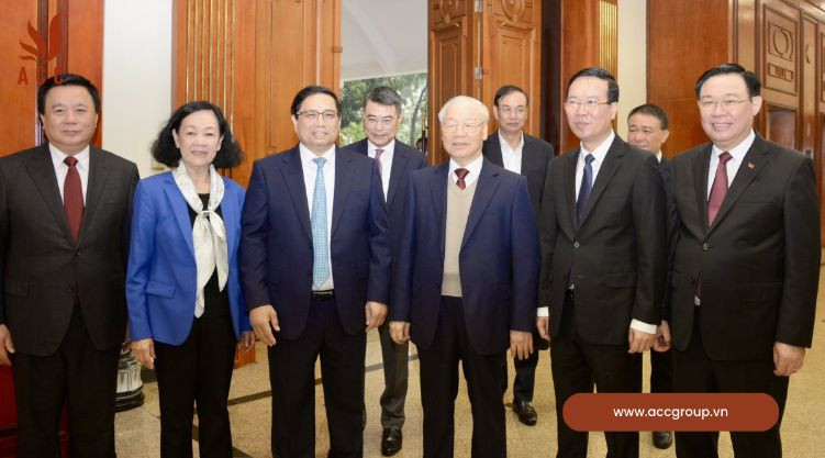 Tổng bí thư và chủ tịch nước ai có thẩm quyền cao hơn