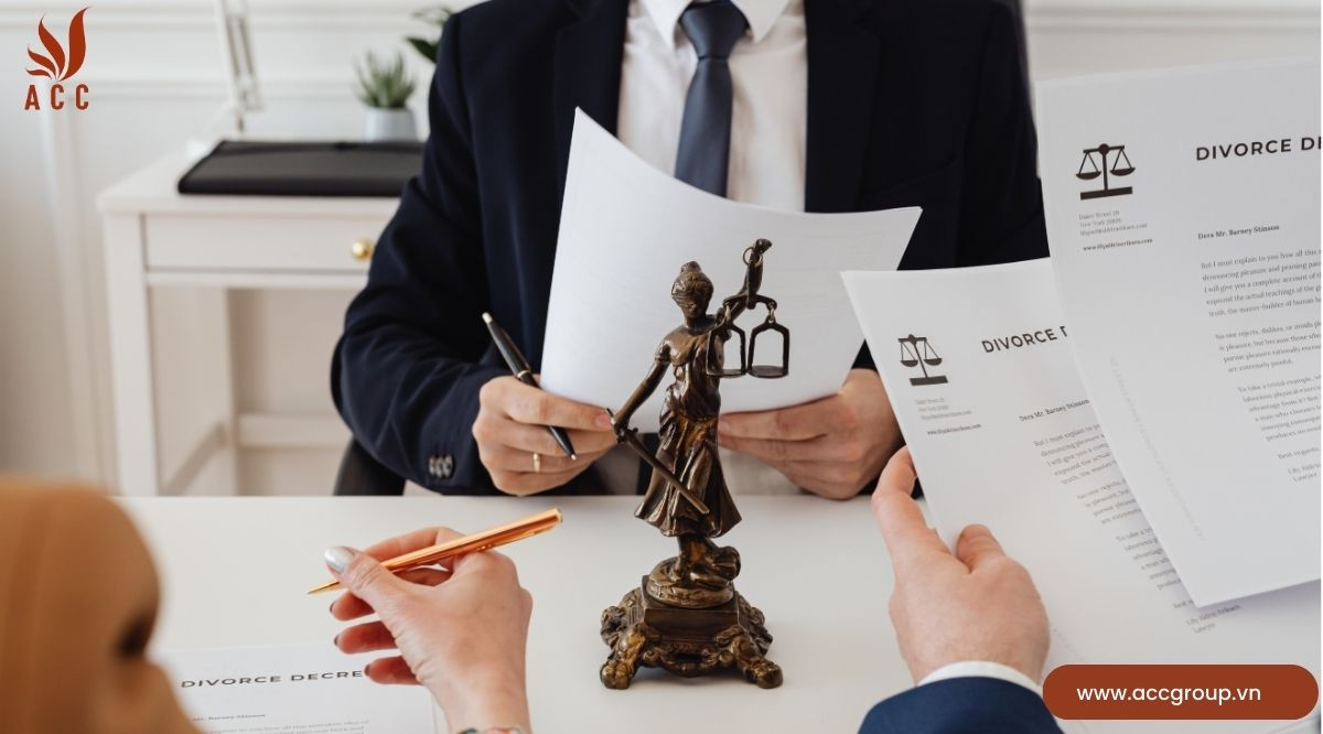 Bị người khác làm nhục, tố cáo ở đâu?