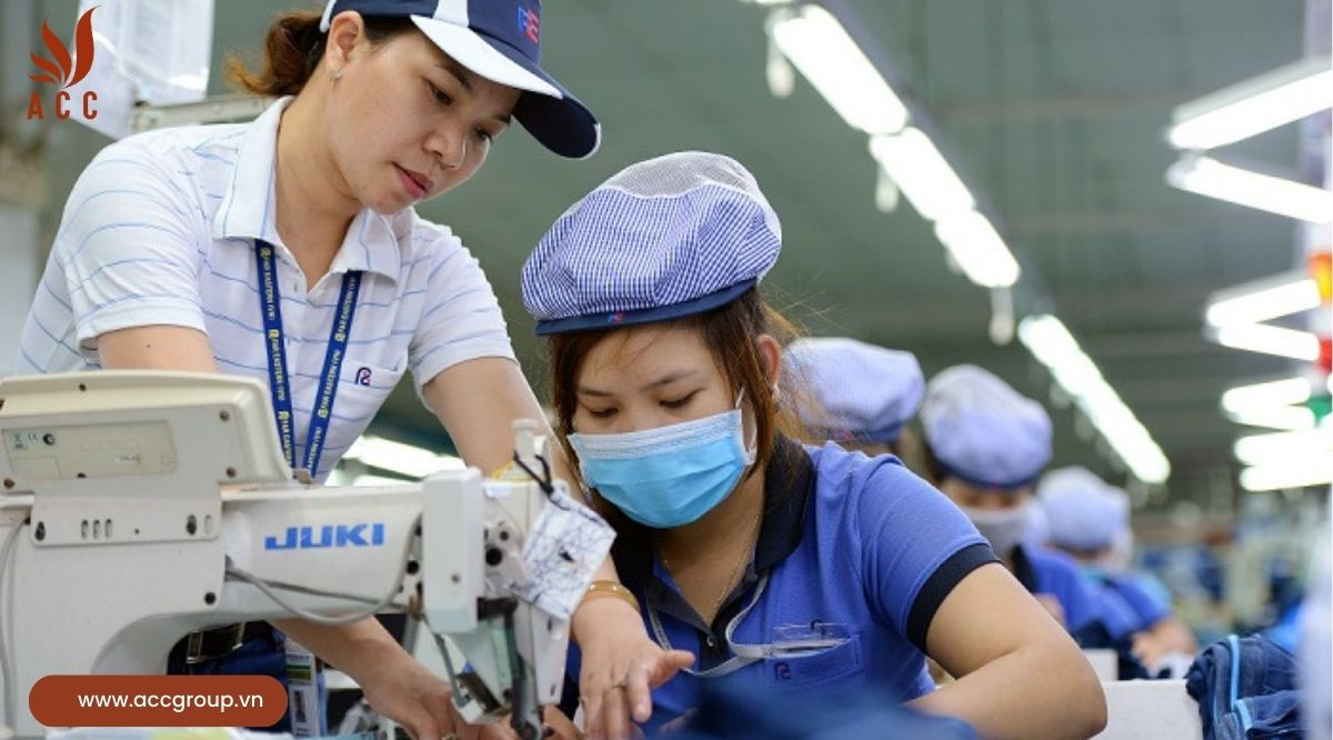 Những cơ hội và thách thức khi làm công nhân