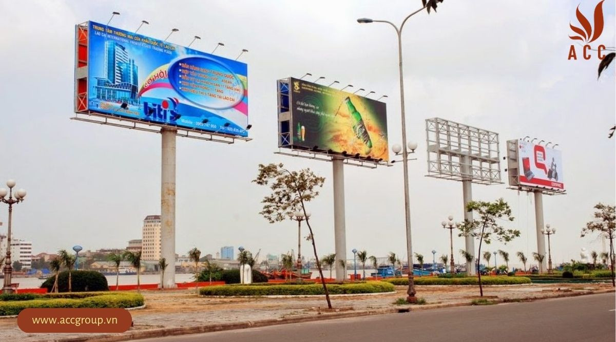 Pano quảng cáo