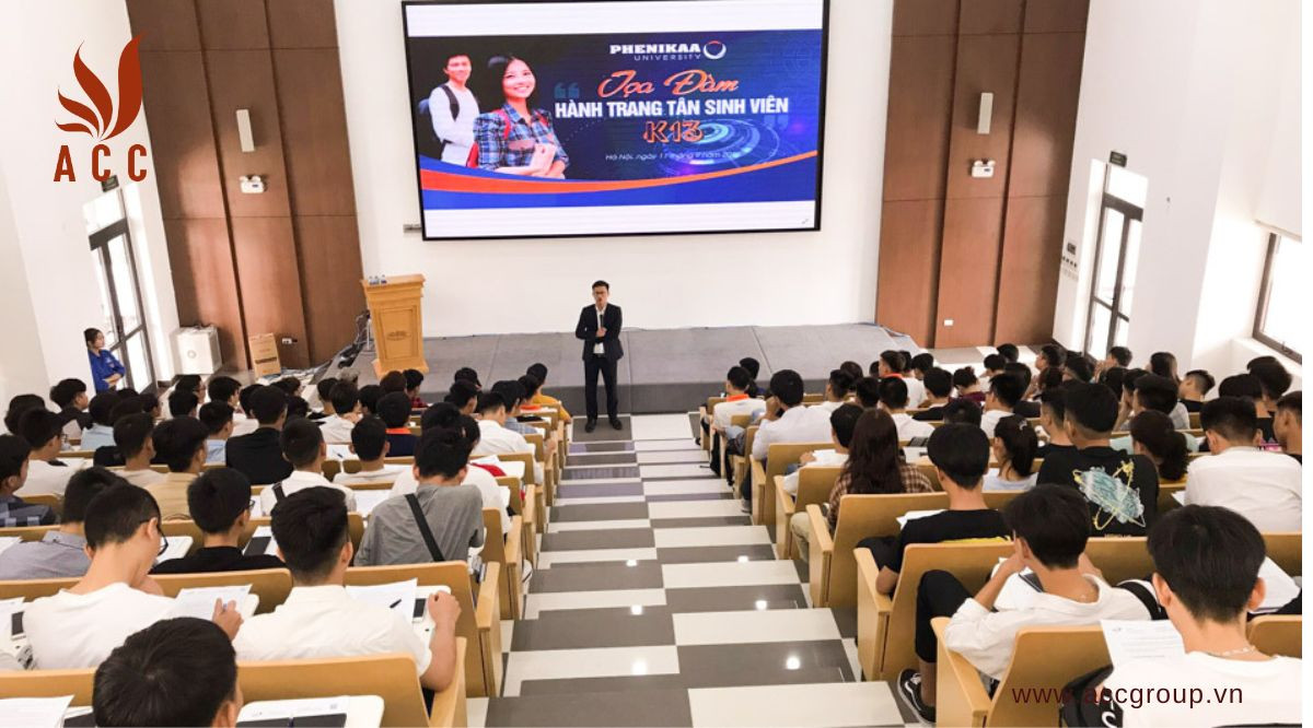 Vì sao phải tham gia tuần sinh hoạt công dân?