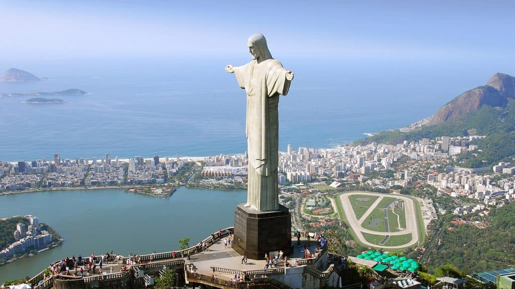 brazil-rio-de-janeiro-corcovado-jesus-1024x576