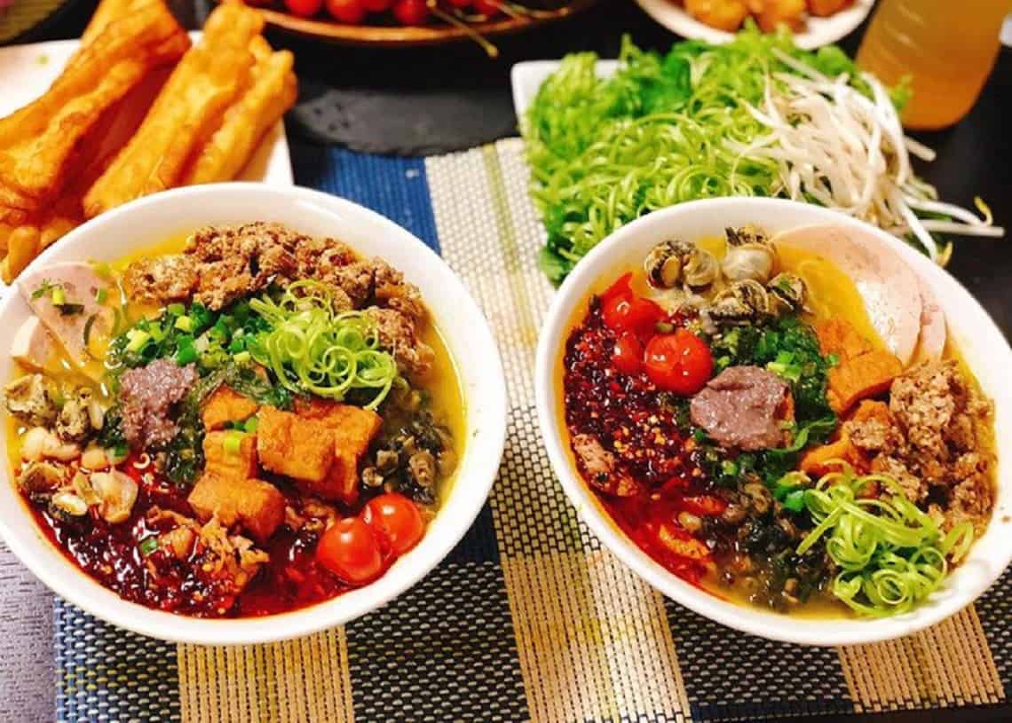 mo-quan-bun-rieu