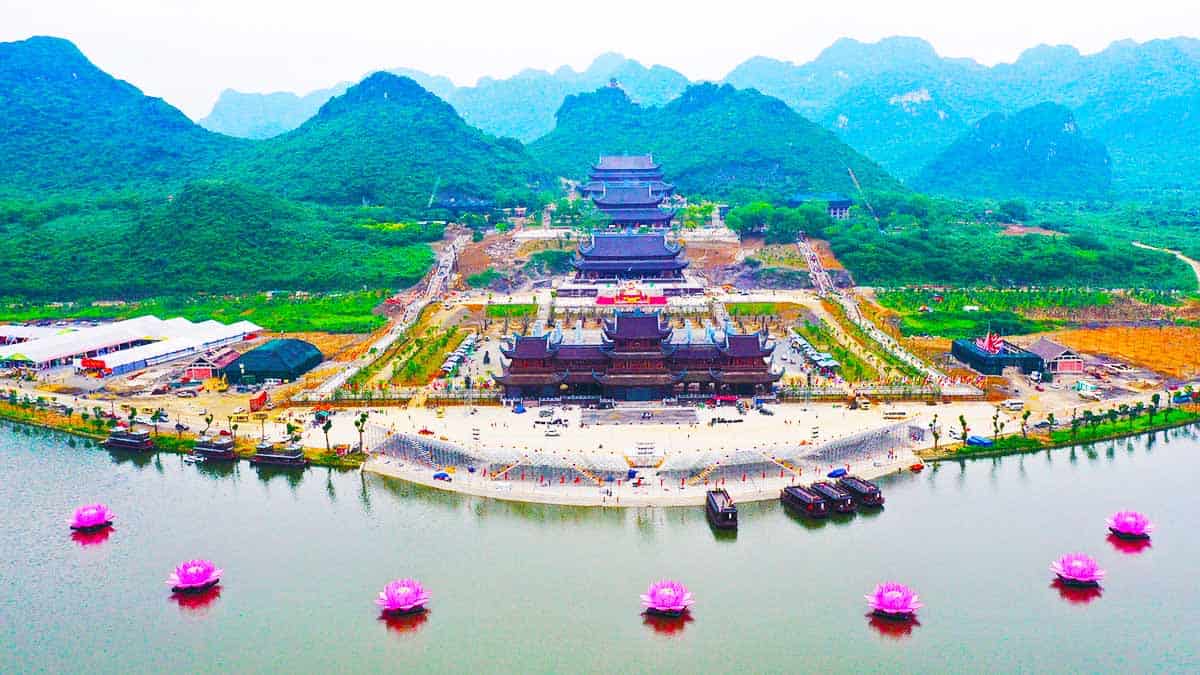 chua-tam-chuc-o-ha-nam