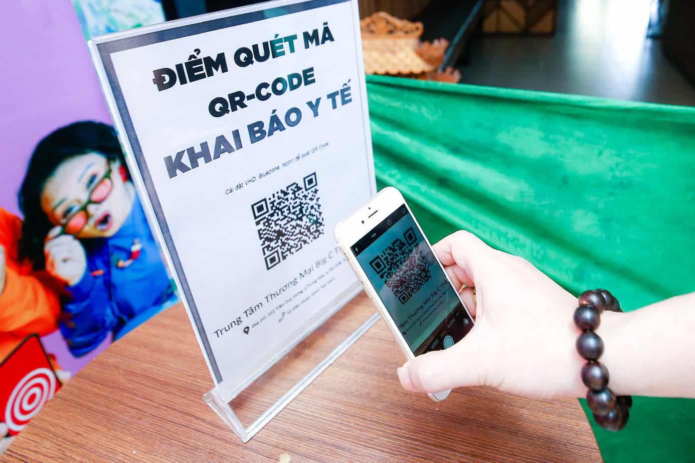 tao-ma-QR-dia-diem