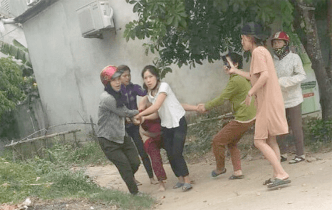 toi-danh-dap-lam-nhuc-nguoi-khac
