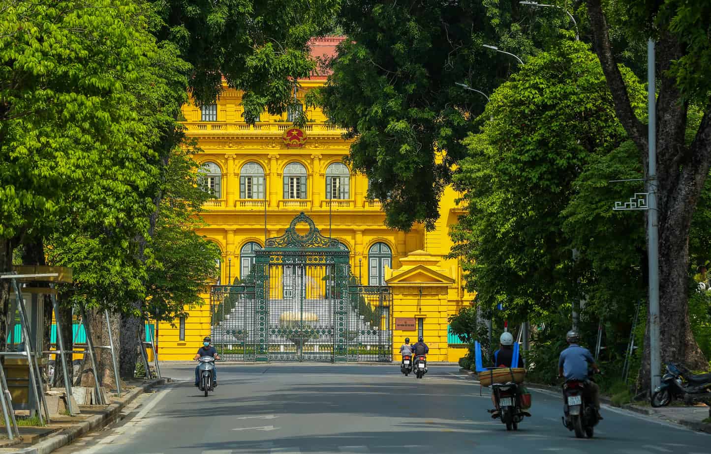Chi-Phi-Lam-Ho-Khau-Ha-Noi-Mat-Bao-Nhieu-Tien-2021
