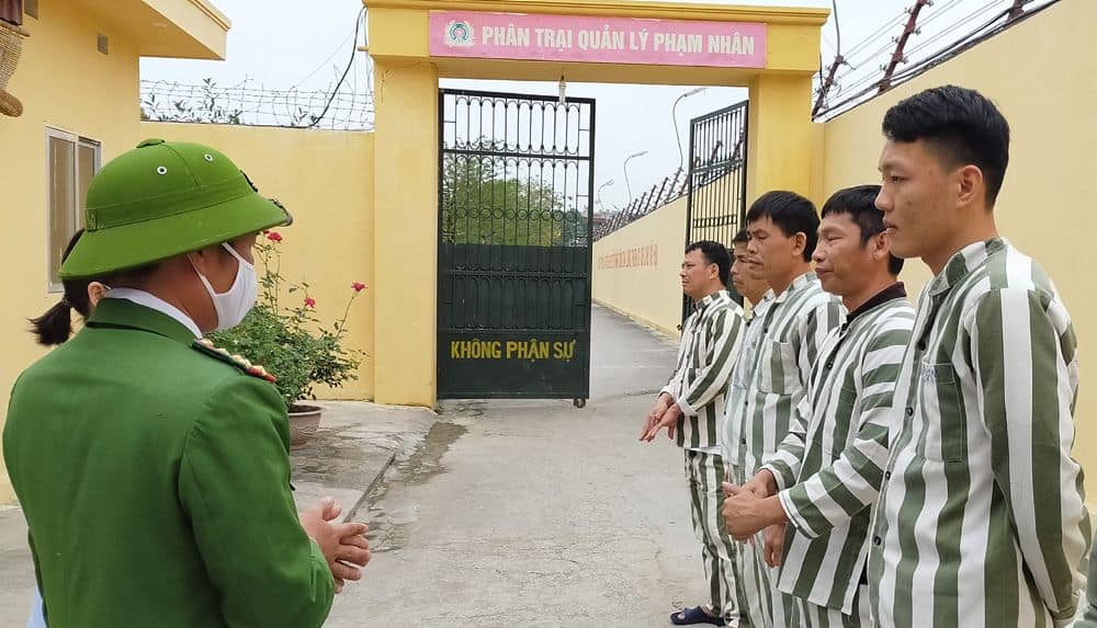 thủ tục công chứng tại trại giam