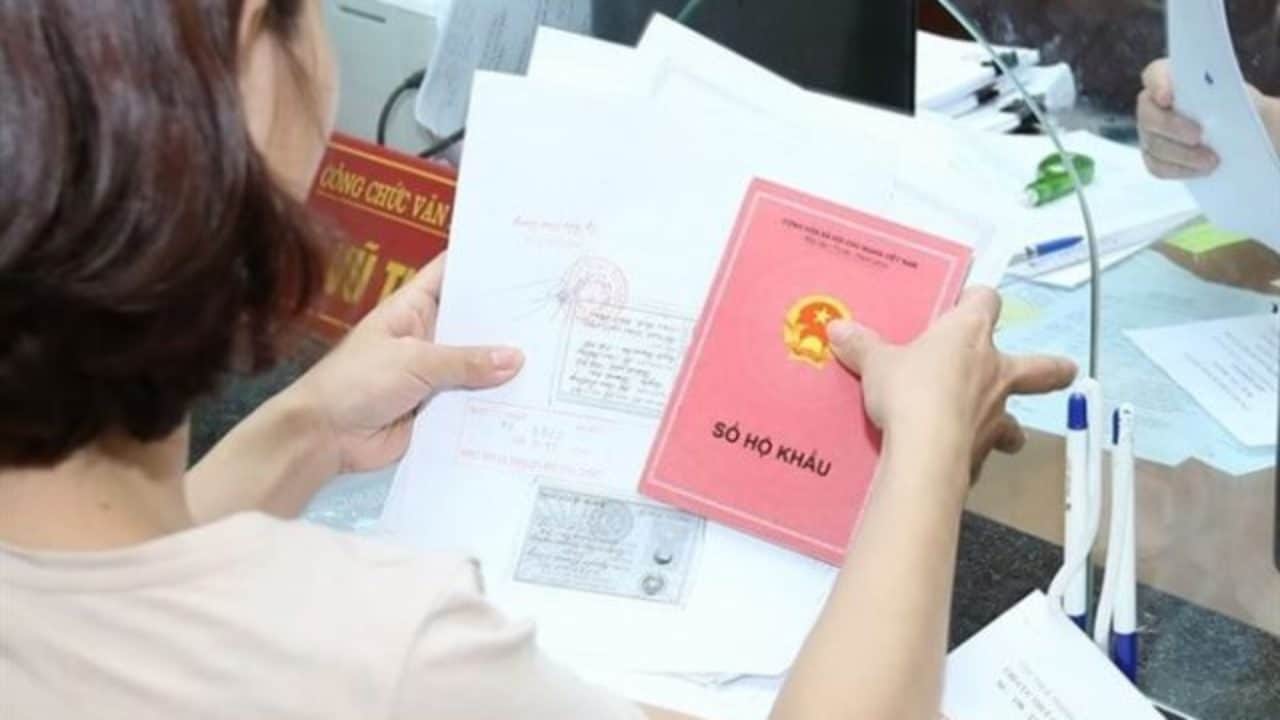 thu-tuc-nhap-ho-khau-cho-vo-