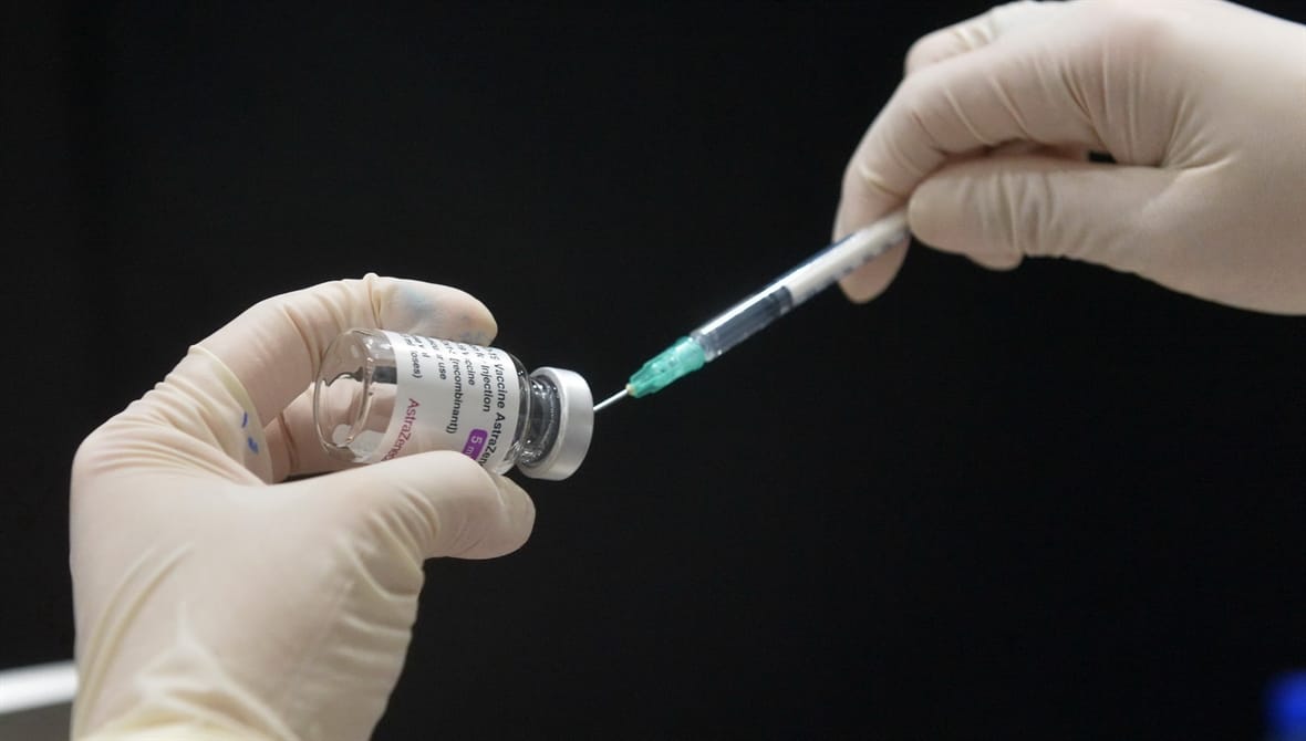 nhap-khau-vaccine