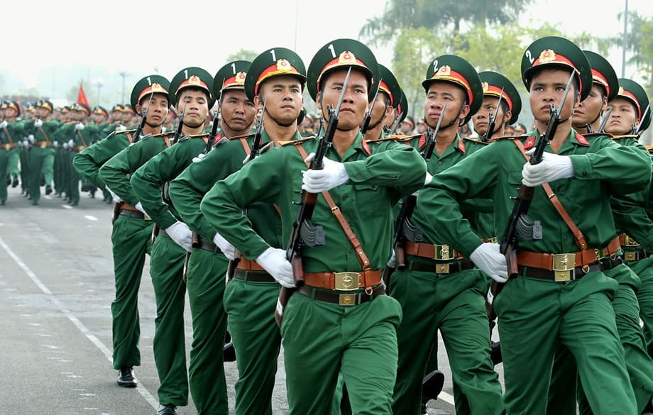 Quân nhân chuyên nghiệp là gì