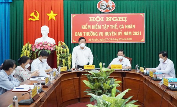 kiem-diem-ca-nhan-dang-vien