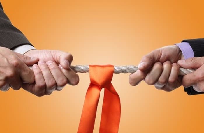 Phiên điều trần là gì