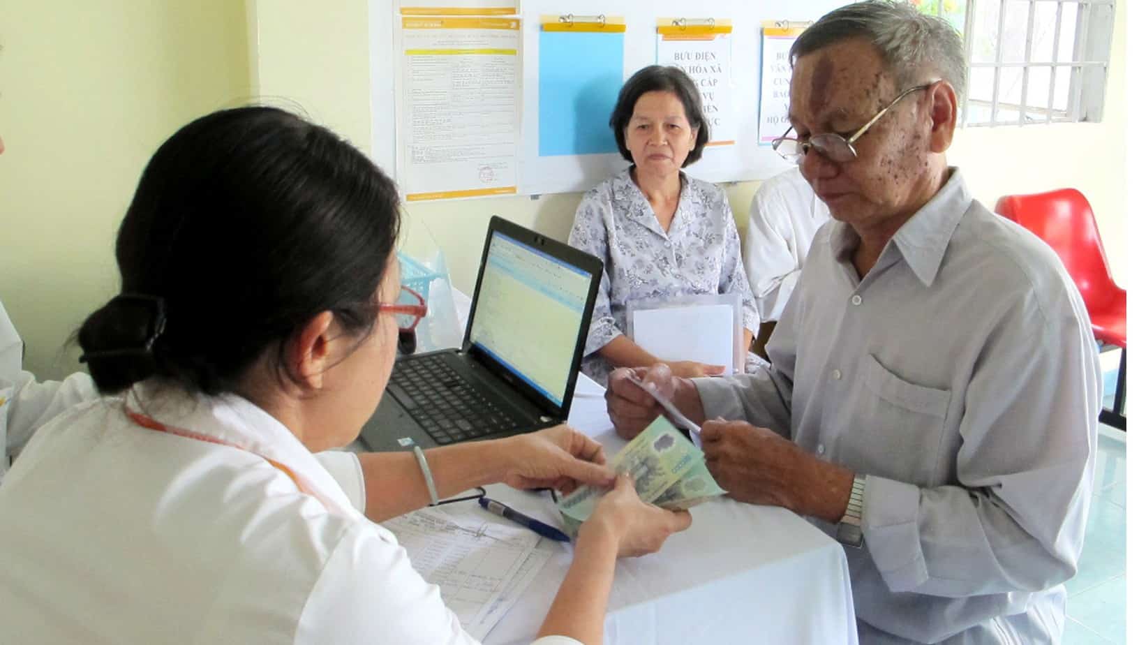 dong-bhxh-bao-nhieu-nam-thi-duoc-huong-luong-huu