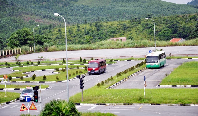 Hình ảnh minh họa trung tâm sát hạch lá xe