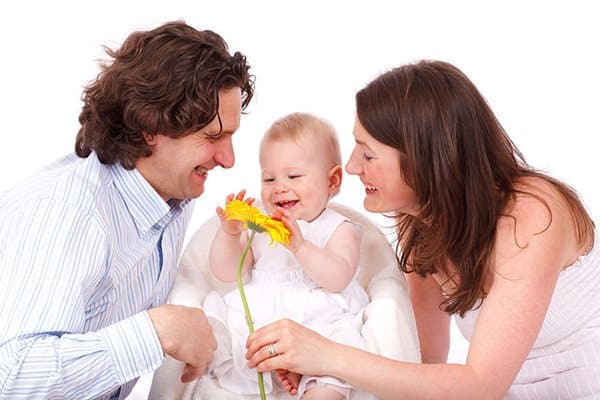 Người Nước Ngoài Nhận Con Nuôi