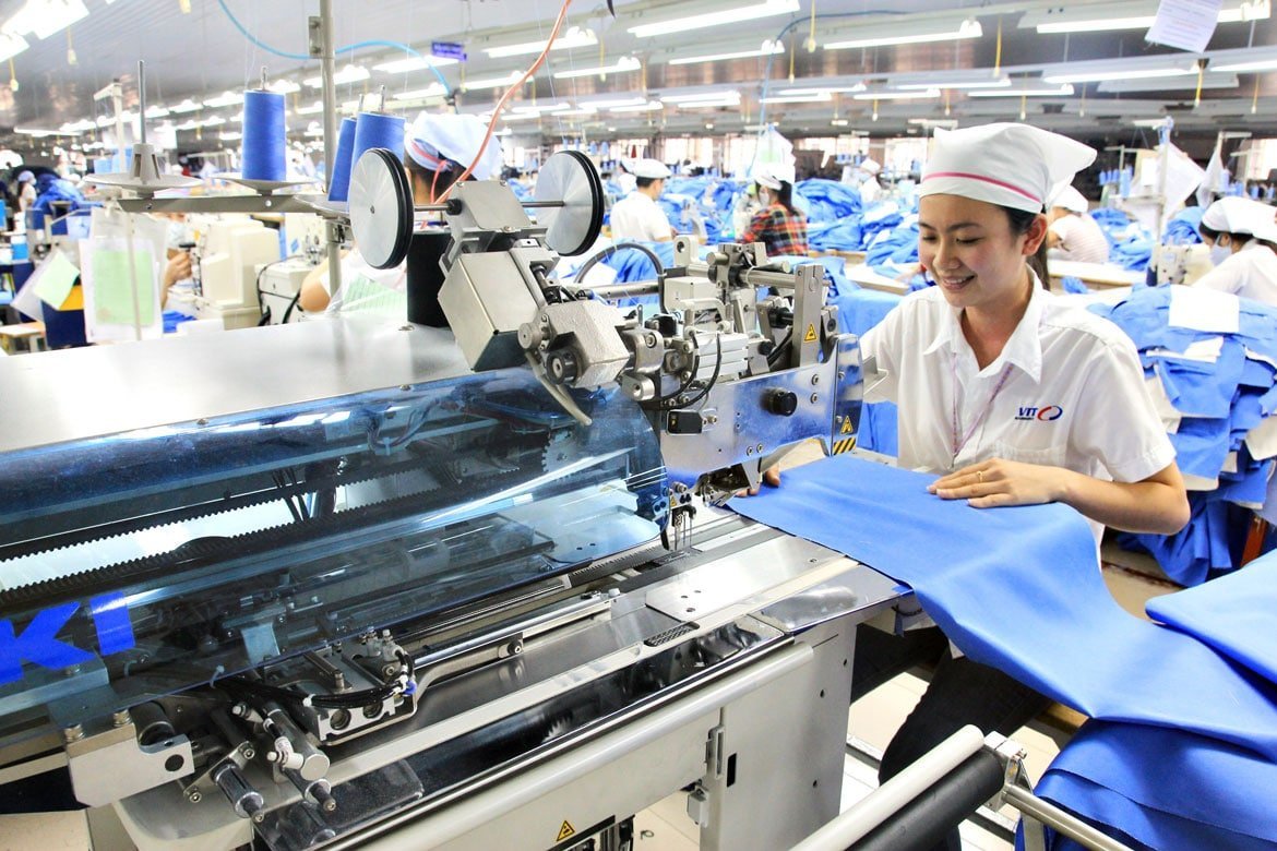 Lương thứ 13 là gì? (Cập nhật 2022) - Luật ACC