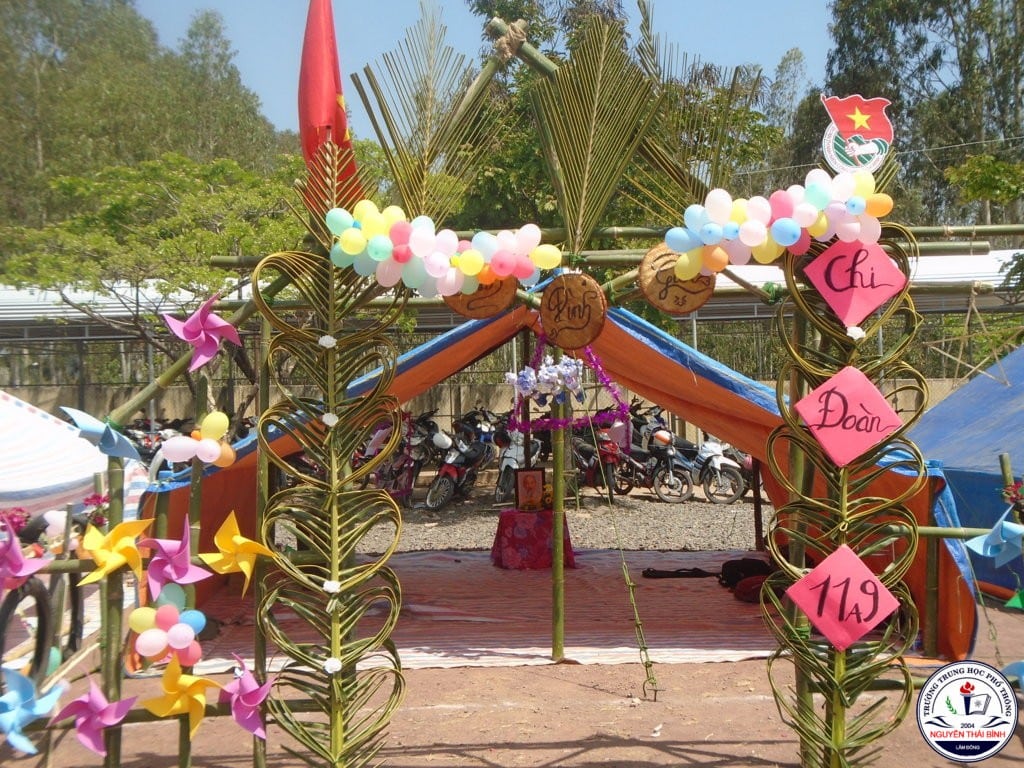 Bản Thông Báo Về Kế Hoạch Cắm Trại