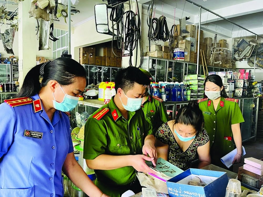 Thông tư 27/2017/TT-BCA quy định quy tắc ứng xử của Công an nhân dân