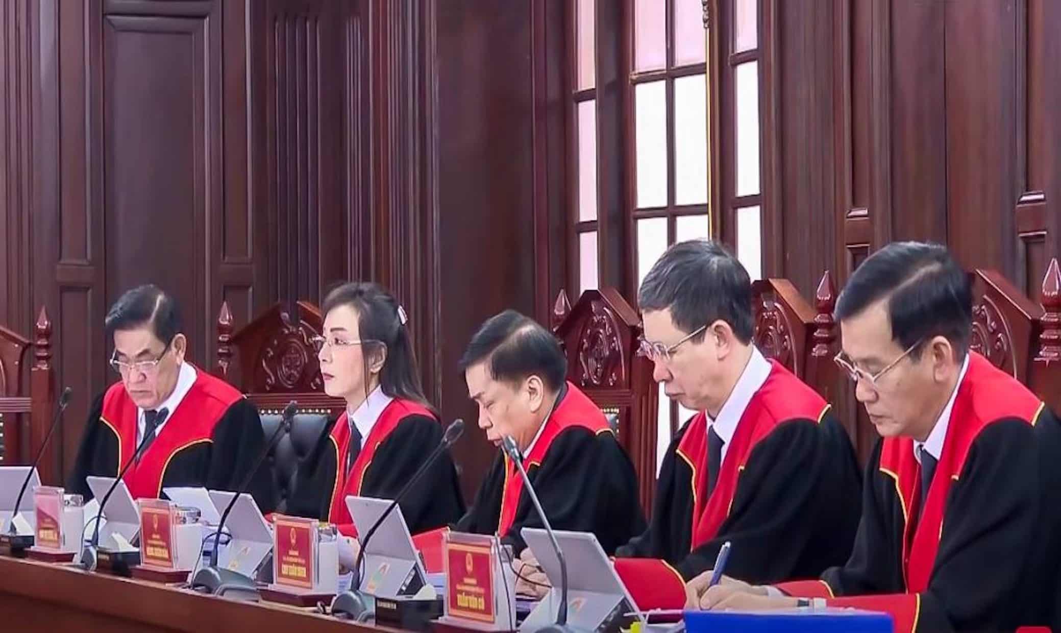 Rút đơn Khởi Kiện Tại Phiên Tòa Phúc Thẩm