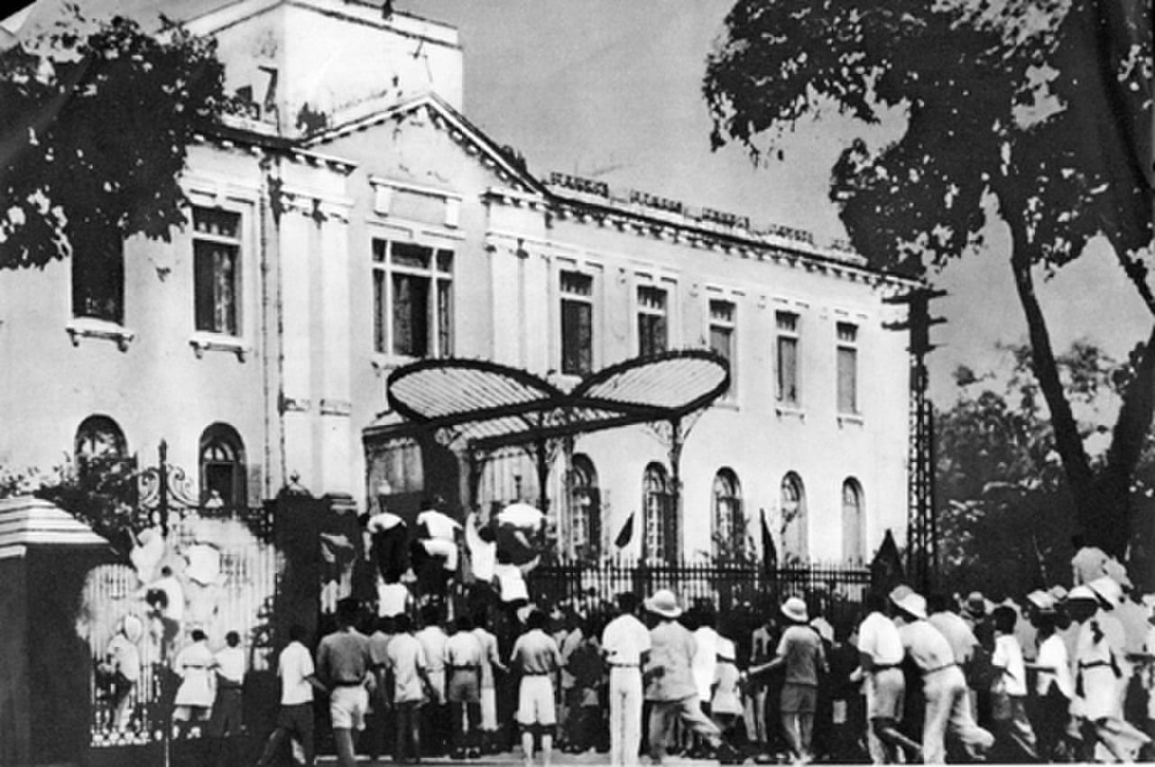 Tac Dong Cua Quoc Te Cong San Voi Thang Loi Cua Cach Mang Thang Tam Nam 1945 O Viet Nam