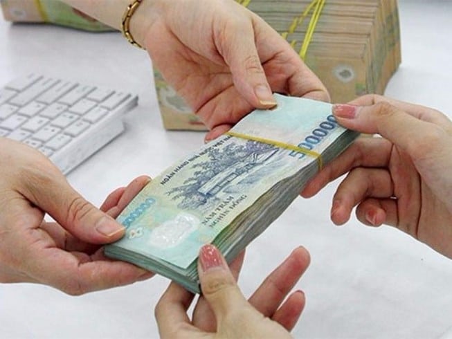 Phụ cấp lương đối với khu vực công