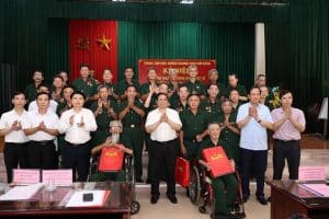 Tiep Tuc Thuc Hien Tot Chinh Sach Nguoi Co Cong Trong Tinh Hinh Moi