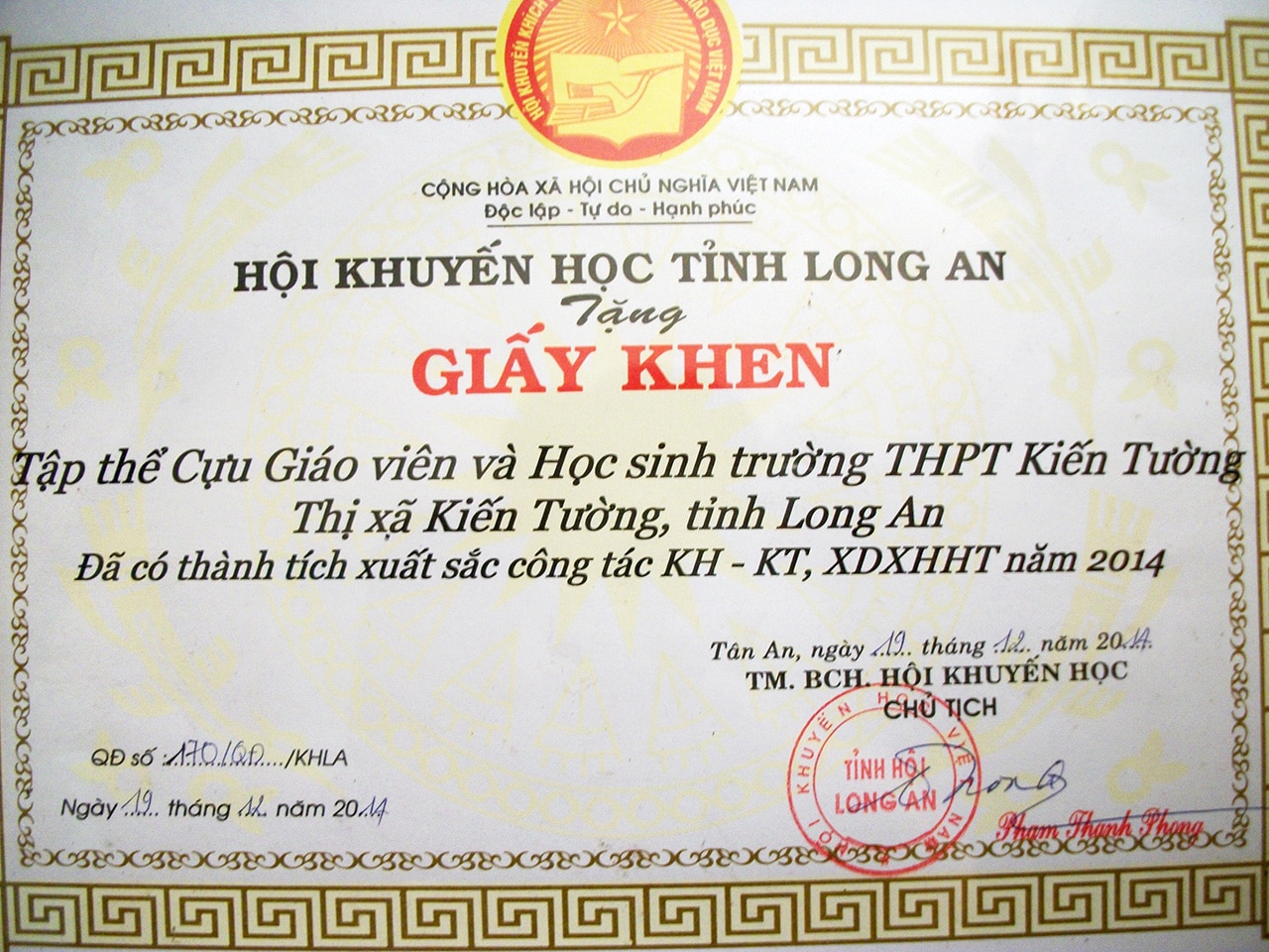 mẫu giấy khen hội khuyến học