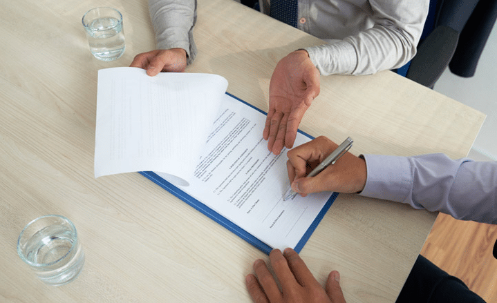 Hợp đồng đặt Cọc Tiếng Anh Là Gì