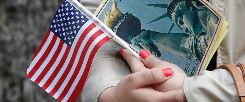 Lấy Chồng Mỹ Bao Lâu Có Quốc Tịch Mỹ