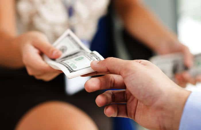 Hợp đồng Vay Tiền Cá Nhân Có Phải Công Chứng