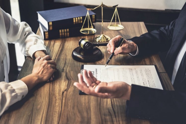 Luật Luật Sư Và Quy Tắc đạo đức Nghề Nghiệp