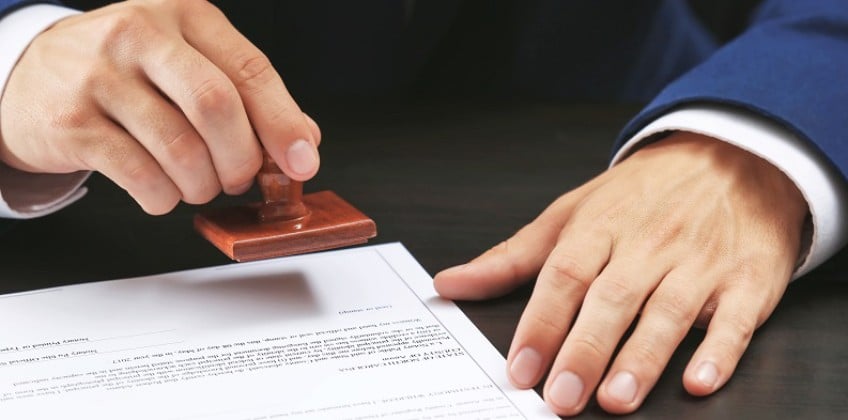 Người Đứng Tên Giấy Phép Kinh Doanh Là Ai [chi Tiết 2023]