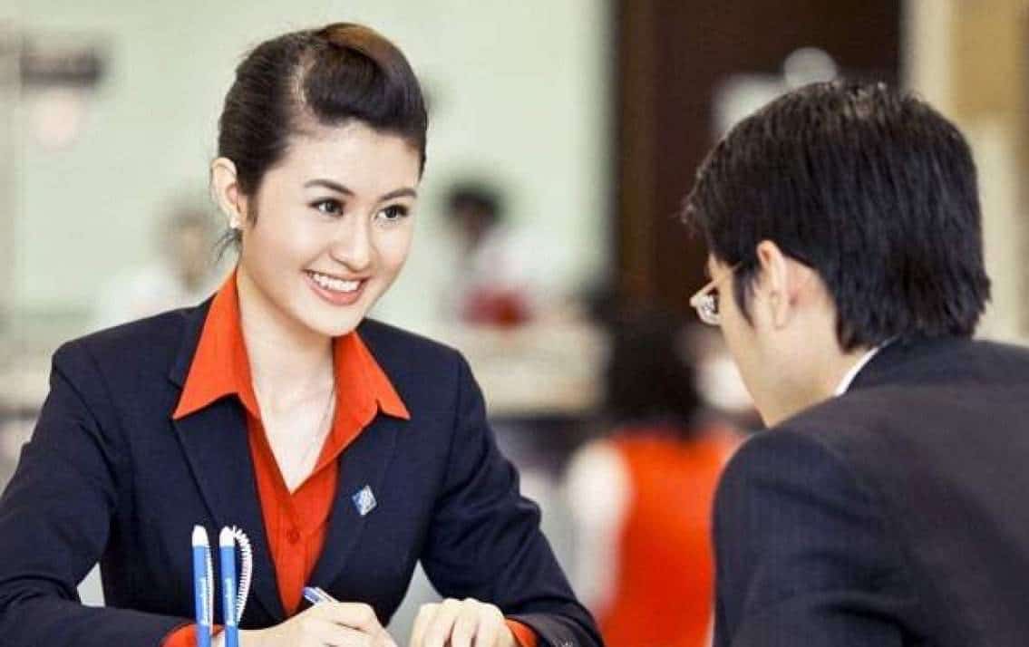 Công Việc Của Kiểm Soát Viên Ngân Hàng