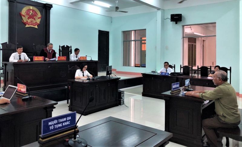 So Sánh Chuyển Đơn Khởi Kiện Và Chuyển Vụ Án Dân Sự