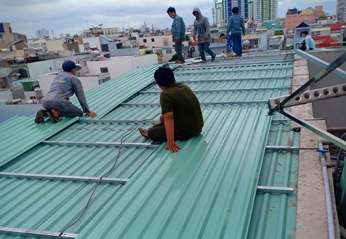 Lợp Mái Tôn Có Phải Xin Phép Không