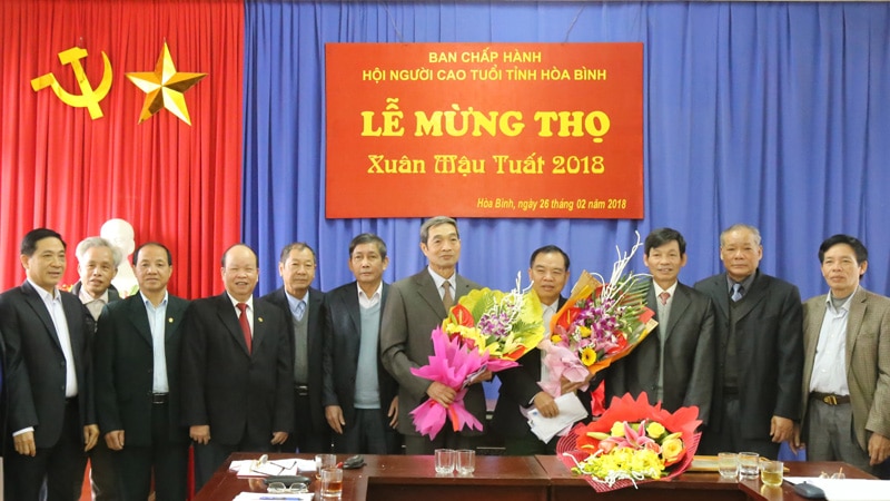 Quy Định Về Việc Chi Hội Người Cao Tuổi Tổ Chức Lễ Mừng Thọ