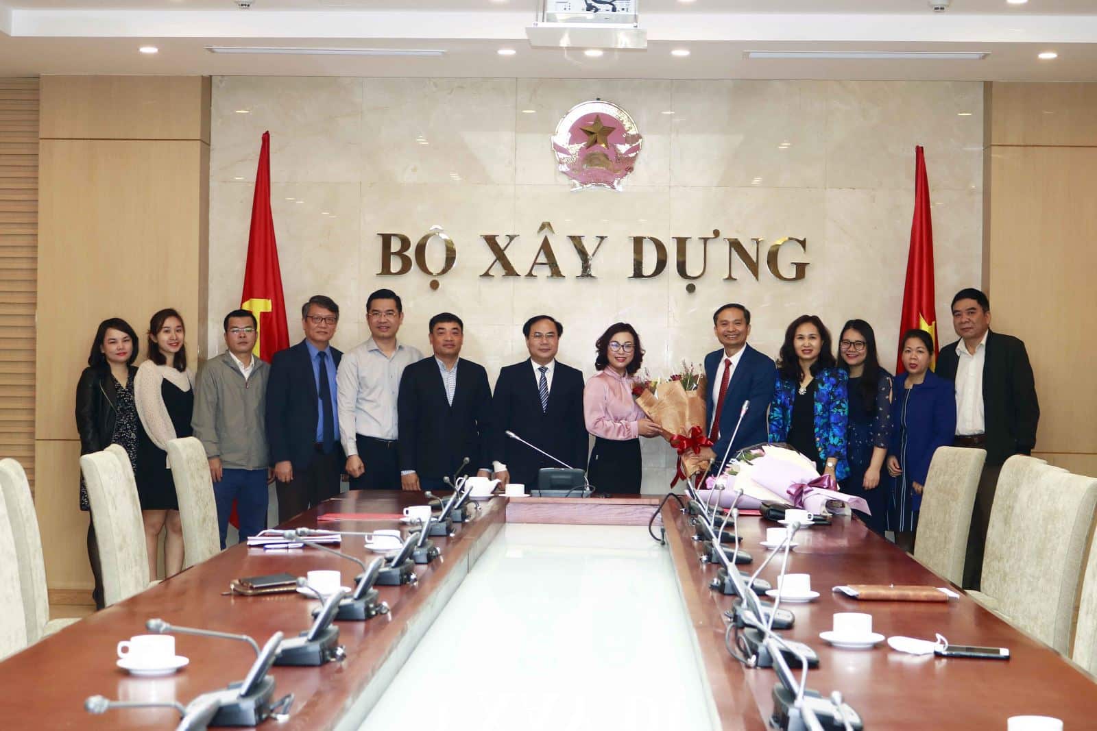 Tìm Hiểu Về Vụ Tổ Chức Cán Bộ Bộ Xây Dựng [2023]