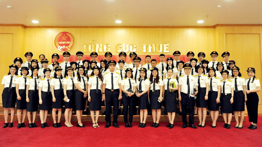 Nộp Mẫu 08 Cho Cơ Quan Thuế