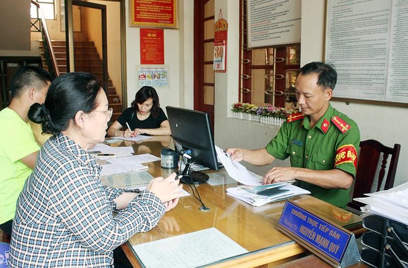 Phân biệt khiếu nại với kiến nghị, phản ánh?