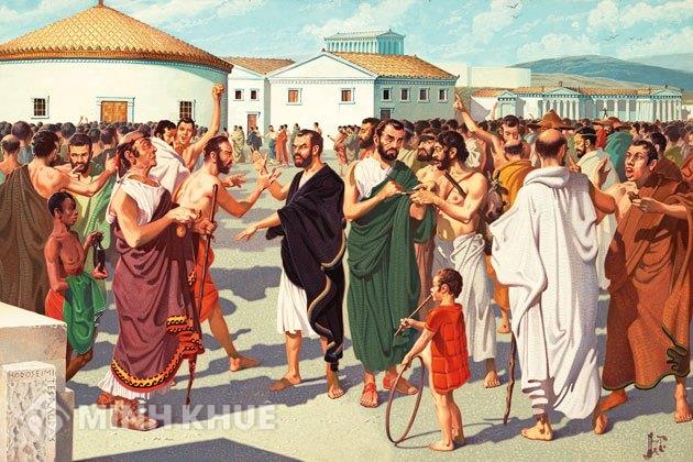 hình thức quân chủ được hình thành bằng cách nào